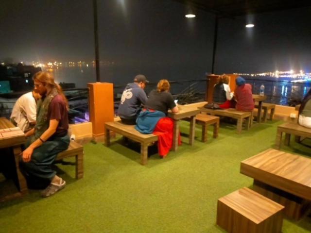 Backpackers Park Βαρανάσι Εξωτερικό φωτογραφία