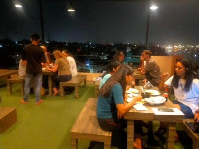 Backpackers Park Βαρανάσι Εξωτερικό φωτογραφία